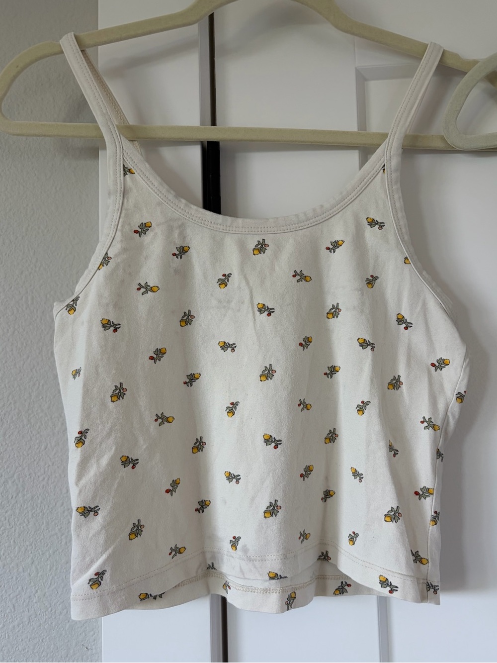 ARQ Medium Crop Tank Bundle of 2 - Picture 3 of 7
